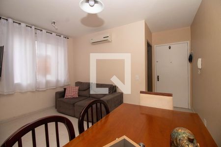 Sala de apartamento à venda com 2 quartos, 58m² em Morro Santana, Porto Alegre