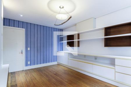 Casa à venda com 389m², 3 quartos e 4 vagasQuarto 1