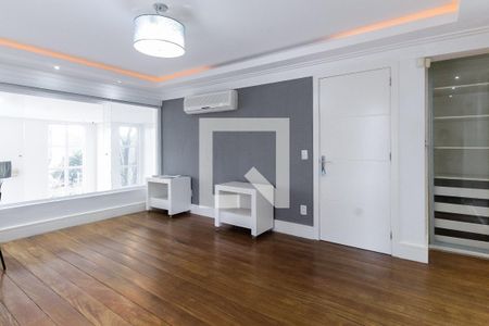 Casa à venda com 389m², 3 quartos e 4 vagasSuíte