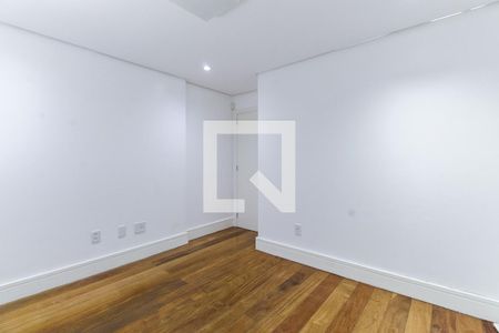 Casa à venda com 389m², 3 quartos e 4 vagasQuarto 2