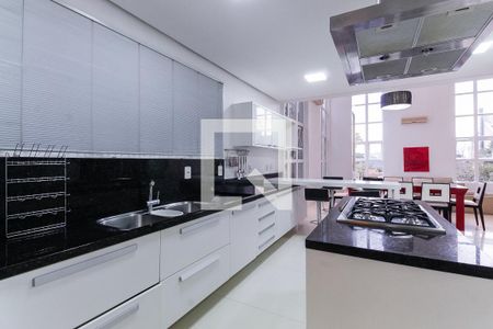 Casa à venda com 389m², 3 quartos e 4 vagasCozinha
