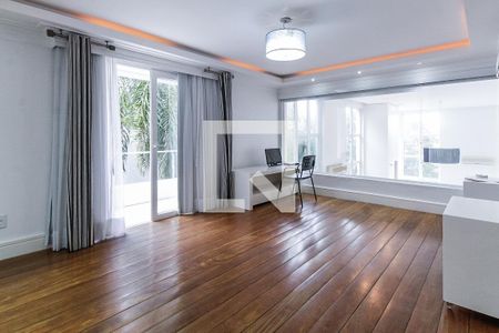 Casa à venda com 389m², 3 quartos e 4 vagasSuíte