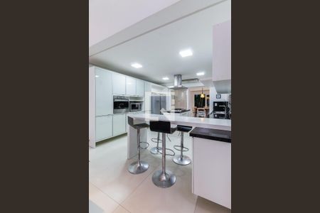 Casa à venda com 389m², 3 quartos e 4 vagasCozinha