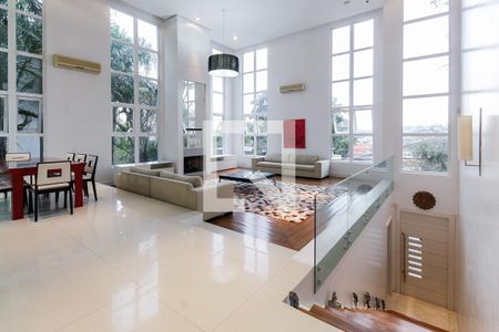 Sala de casa à venda com 3 quartos, 389m² em Boa Vista, Porto Alegre