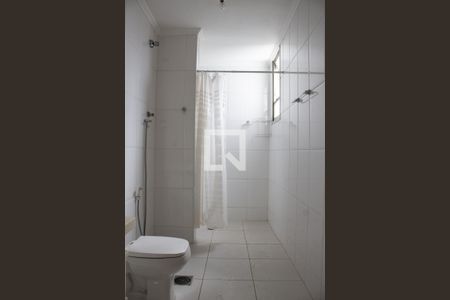 Apartamento para alugar com 76m², 2 quartos e 1 vagaBanheiro do Corredor