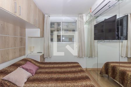 Quarto Suíte de apartamento para alugar com 2 quartos, 51m² em Protásio Alves, Porto Alegre