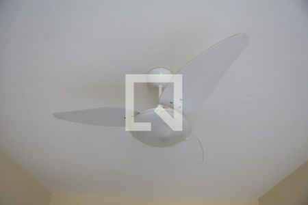 Quarto de casa para alugar com 3 quartos, 170m² em Embaré, Santos