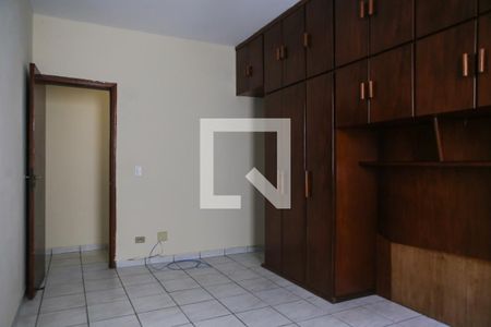 Casa para alugar com 170m², 3 quartos e 3 vagasSuíte