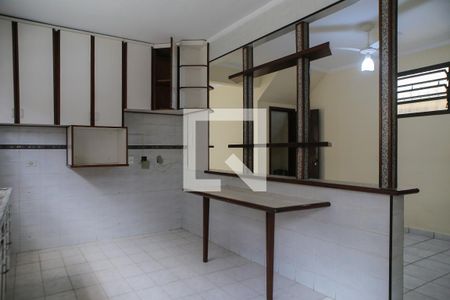 Casa para alugar com 170m², 3 quartos e 3 vagasCozinha