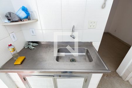 Apartamento para alugar com 59m², 2 quartos e sem vagaDetalhe da cozinha