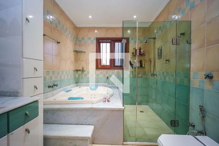 Casa à venda com 509m², 4 quartos e 5 vagasBanheiro da Suíte 1