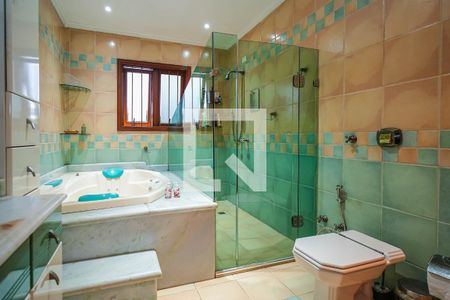 Casa à venda com 509m², 4 quartos e 5 vagasBanheiro da Suíte 1