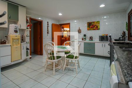 Casa à venda com 509m², 4 quartos e 5 vagasCozinha