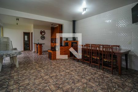 Casa à venda com 509m², 4 quartos e 5 vagasSalão de Festas