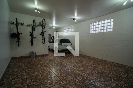 Casa à venda com 509m², 4 quartos e 5 vagasGaragem