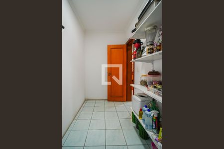 Casa à venda com 509m², 4 quartos e 5 vagasDespensa