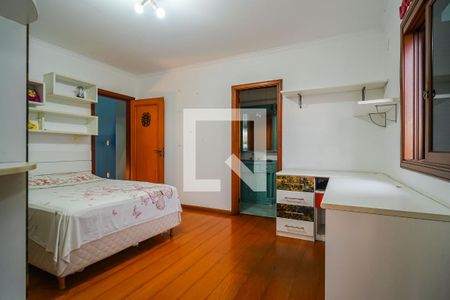 Casa à venda com 509m², 4 quartos e 5 vagasSuíte 2