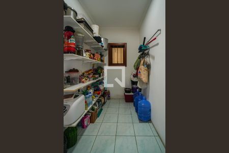 Casa à venda com 509m², 4 quartos e 5 vagasDespensa