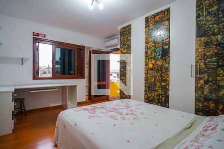 Casa à venda com 509m², 4 quartos e 5 vagasSuíte 2