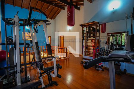 Casa à venda com 509m², 4 quartos e 5 vagasAcademia