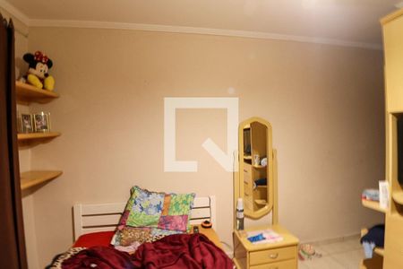 Casa à venda com 166m², 3 quartos e 2 vagasSuíte