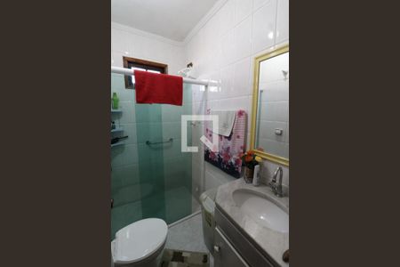 Casa à venda com 166m², 3 quartos e 2 vagasBanheiro da saíte