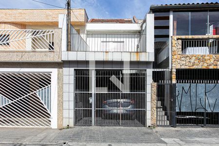 Casa à venda com 150m², 2 quartos e 1 vaga Casa à venda com 150m², 2 quartos e 1 vagaFachada