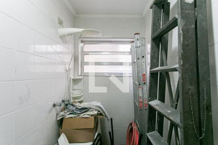 Casa à venda com 150m², 2 quartos e 1 vaga Casa à venda com 150m², 2 quartos e 1 vagaBanheiro de Serviço