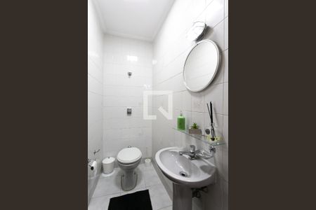 Casa à venda com 150m², 2 quartos e 1 vaga Casa à venda com 150m², 2 quartos e 1 vagaLavabo