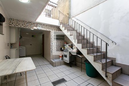 Casa à venda com 150m², 2 quartos e 1 vaga Casa à venda com 150m², 2 quartos e 1 vagaQuintal