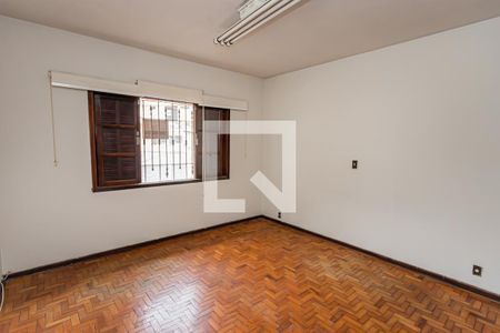 Casa à venda com 200m², 3 quartos e 2 vagas Casa à venda com 200m², 3 quartos e 2 vagasSuite