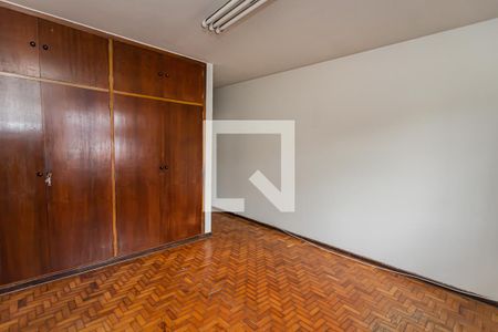 Casa à venda com 200m², 3 quartos e 2 vagas Casa à venda com 200m², 3 quartos e 2 vagasSuite