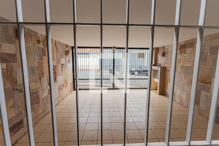 Vista Sala de casa à venda com 3 quartos, 200m² em Parque São Domingos, São Paulo