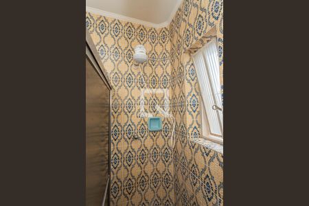 Casa à venda com 200m², 3 quartos e 2 vagas Casa à venda com 200m², 3 quartos e 2 vagasBanheiro suite