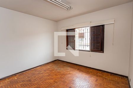 Casa à venda com 200m², 3 quartos e 2 vagas Casa à venda com 200m², 3 quartos e 2 vagasSuite