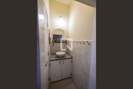 Banheiro de casa para alugar com 1 quarto, 36m² em Vila Gomes Cardim, São Paulo