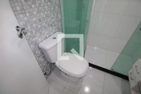 Casa de condomínio à venda com 106m², 3 quartos e 1 vagaBanheiro Quarto 2