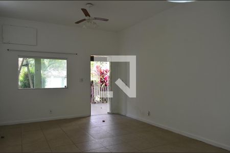 Casa para alugar com 105m², 3 quartos e 4 vagasSala
