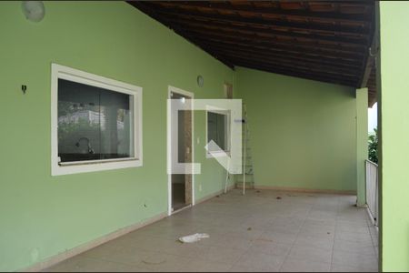 Casa para alugar com 105m², 3 quartos e 4 vagasÁrea Externa - Varanda