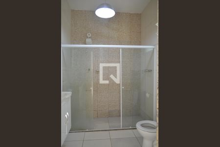 Casa para alugar com 105m², 3 quartos e 4 vagasBanheiro da Suíte