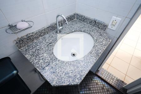 Apartamento para alugar com 61m², 2 quartos e 1 vagaBanheiro
