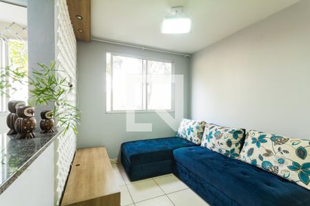 Sala de apartamento para alugar com 2 quartos, 45m² em Parque São Vicente, Mauá