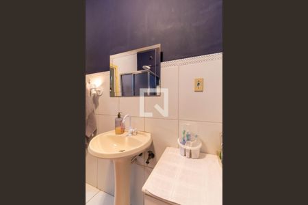 Casa à venda com 214m², 3 quartos e 1 vagaBanheiro 1