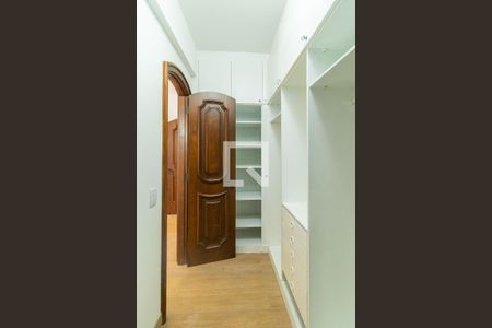 Apartamento à venda com 400m², 4 quartos e 3 vagasQuarto 2 - Suíte