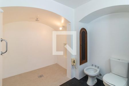 Apartamento à venda com 400m², 4 quartos e 3 vagasBanheiro da Suíte 2