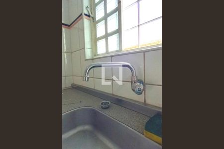 Casa para alugar com 75m², 2 quartos e 2 vagasCozinha