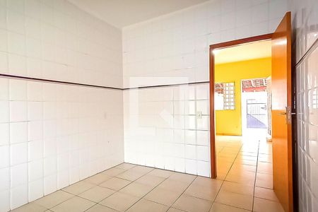 Casa para alugar com 75m², 2 quartos e 2 vagasCozinha