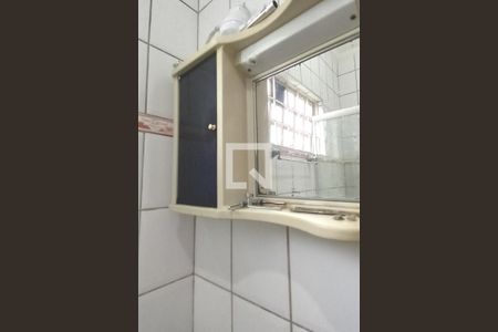 Casa para alugar com 75m², 2 quartos e 2 vagasBanheiro