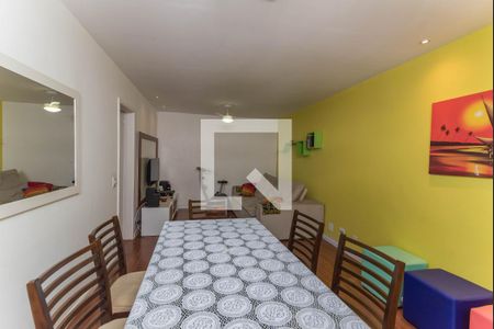 Apartamento à venda com 90m², 2 quartos e 1 vagaSala 