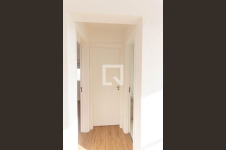 Corredor de apartamento para alugar com 2 quartos, 47m² em Jardim Brasília (zona Leste), São Paulo